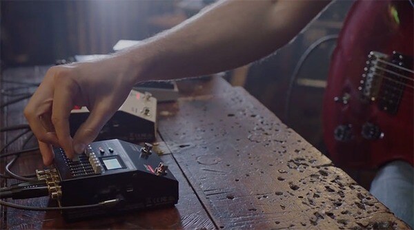 EQ đàn guitar chính là thiết bị hiệu chỉnh và cân bằng âm thanh để tiếng đàn phát ra được hài hòa, dễ nghe hơn  (Nguồn internet)