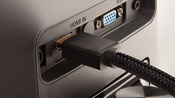 Kết nối cáp HDMI với tivi