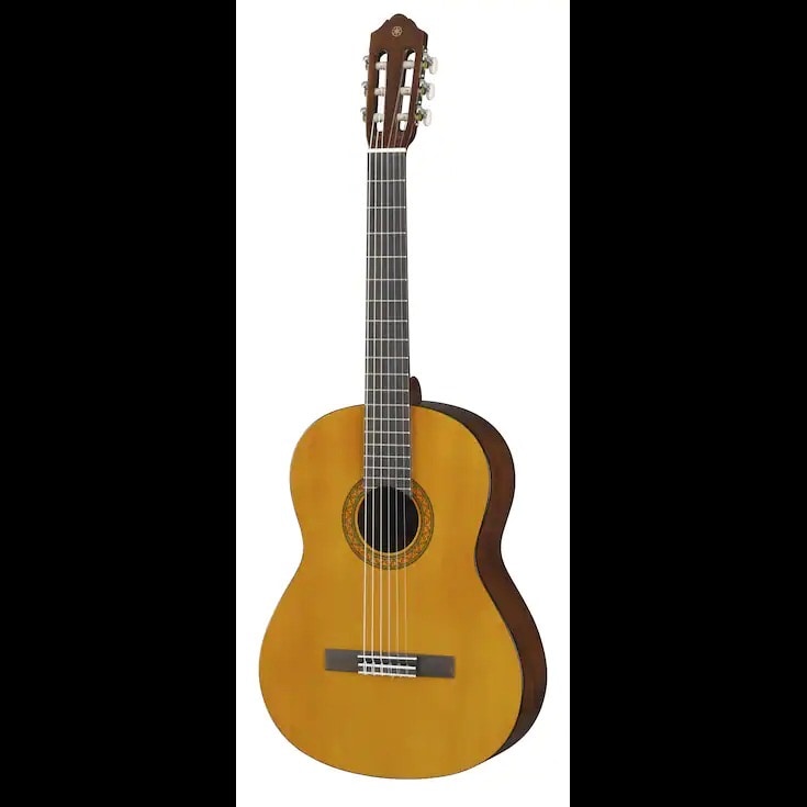 Đàn guitar C40II chơi được nhiều thể loại nhạc với chất âm dày và ấm

