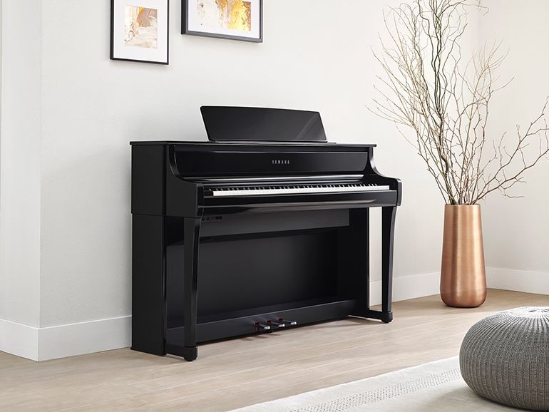 Yamaha Clavinova CLP-875PE in the living room