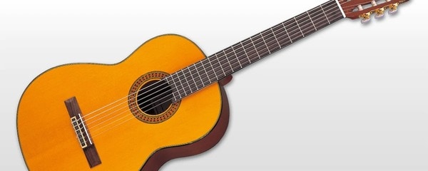 Dòng guitar C Series được chế tác thủ công và có giá thành rẻ