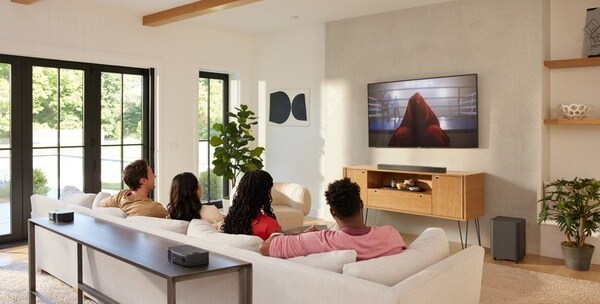 Hệ thống âm thanh vòm tạo không gian xem phim sống động