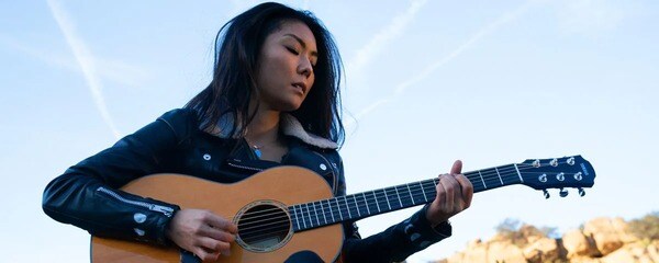 Tập ghi nhớ các nốt trên cần đàn guitar cũng là một kỹ năng quan trọng (Nguồn: Yamaha)