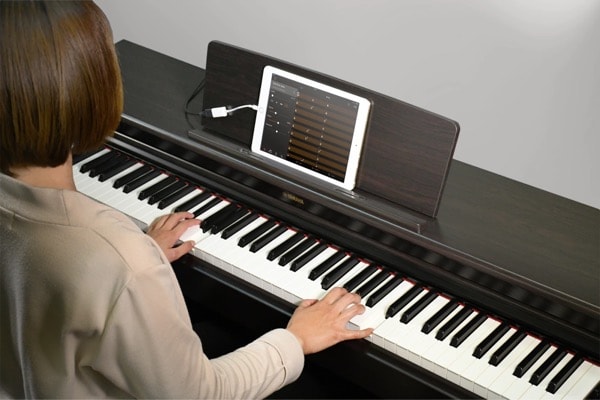Đàn Piano điện phù hợp với những bạn yêu thích âm thanh mộc mạc, cổ điển, nhẹ nhàng và du dương (Nguồn: Yamaha)