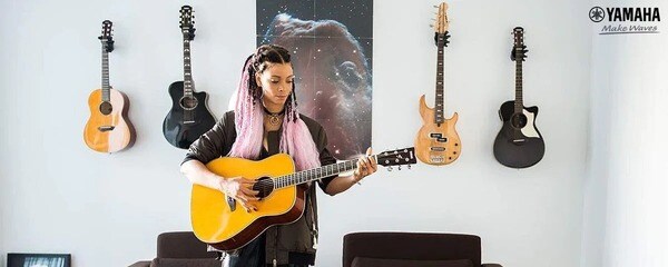 Bộ pickup được trang bị cho đàn Guitar Acoustic giúp âm thanh phát ra một cách rõ ràng, mạnh mẽ hơn (Nguồn: Yamaha)