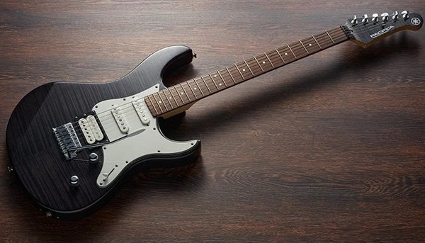 Đàn Guitar điện Pacifica PAC212VQM mức giá phải chăng chỉ hơn 8 triệu - là lựa chọn thú vị cho những người thích cây đàn Guitar đa màu sắc âm thanh (Nguồn: Yamaha) 