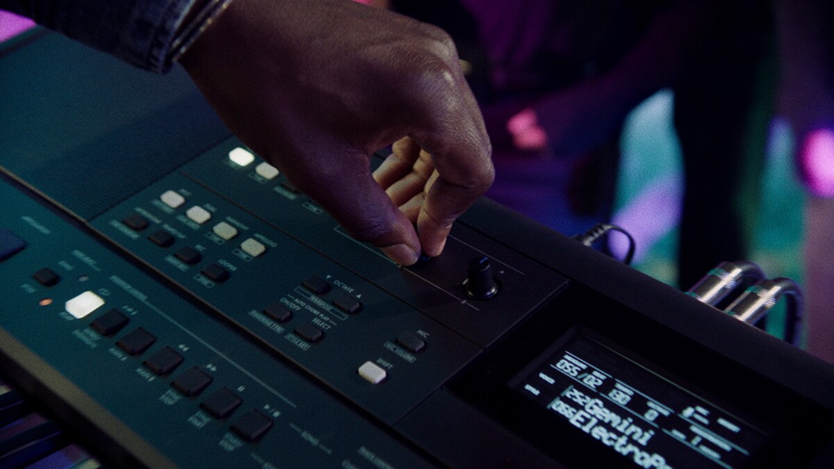 Điều khiển Live Control Knob PSR-E583