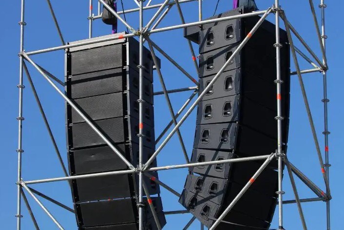 Bạn có thể bố trí loa ở bất kỳ hướng nào để phù hợp với nhu cầu sử dụng  