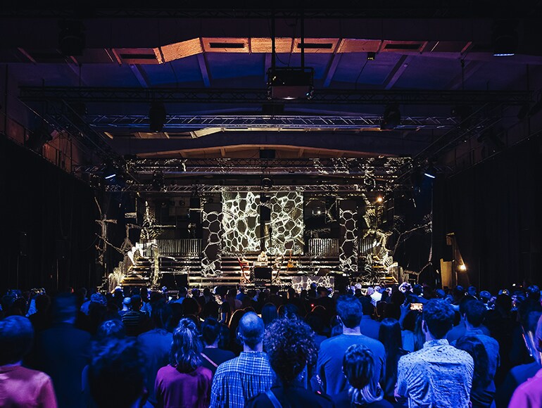 Yamaha Sound xR Image: Biểu diễn live
