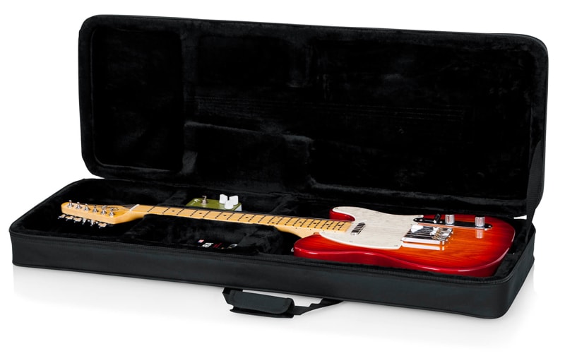 Bảo quản đàn guitar trong hộp hoặc giá treo đàn để giữ cho đàn luôn ở trạng thái tốt nhất  