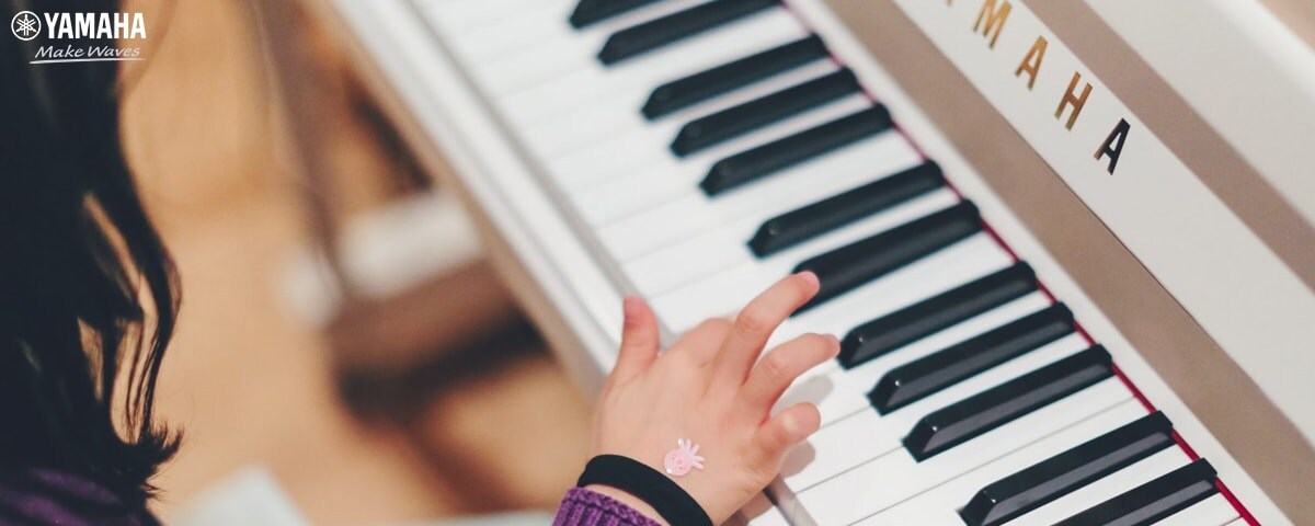 Lựa chọn mẫu đ&agrave;n ph&ugrave; hợp với b&eacute; rất quan trọng
  