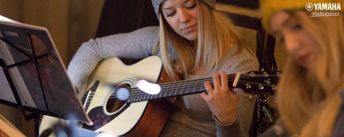 học guitar đệm hát ở tphcm