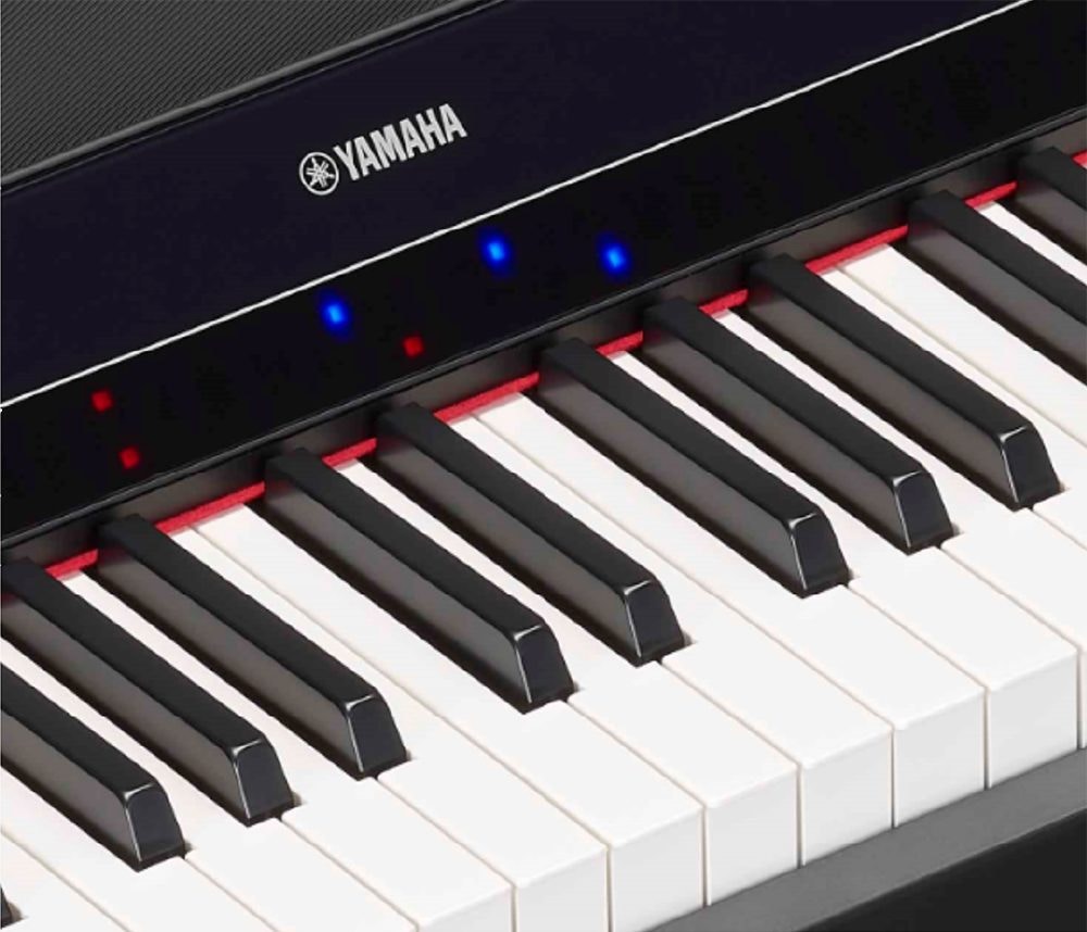 The Yamaha P-S500 with GHS keyboard and Stream Lights