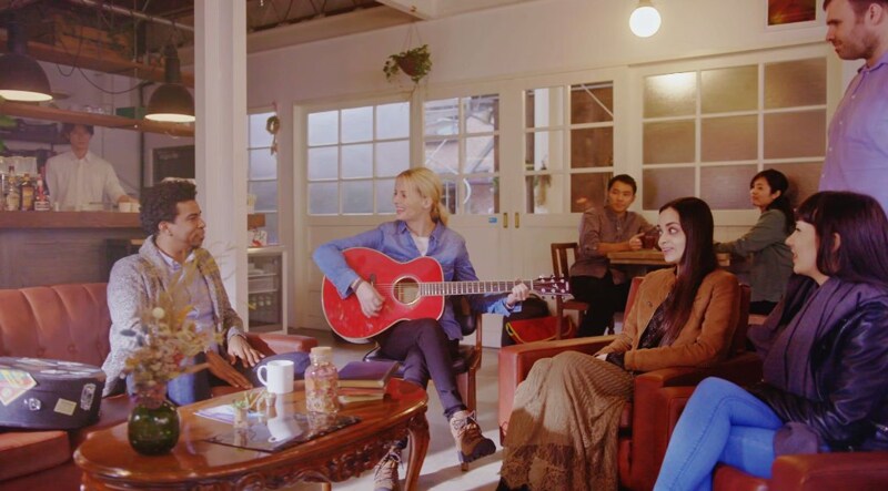 Khi đàn được vệ sinh thường xuyên và đúng cách sẽ kéo dài tuổi thọ và giúp bạn tạo nên những bản nhạc vi vu, trong trẻo  